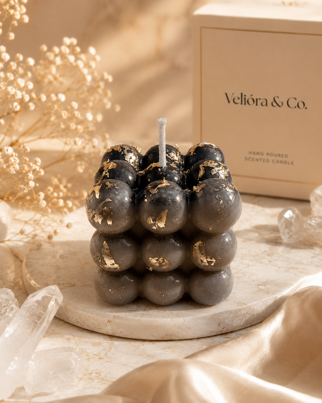 Sandalwood Noir Candle